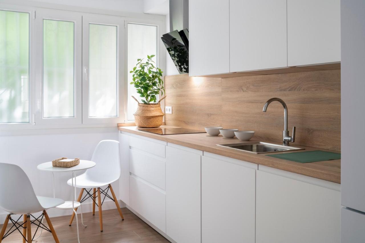 Mino Suite Apartment Sewilla Zewnętrze zdjęcie