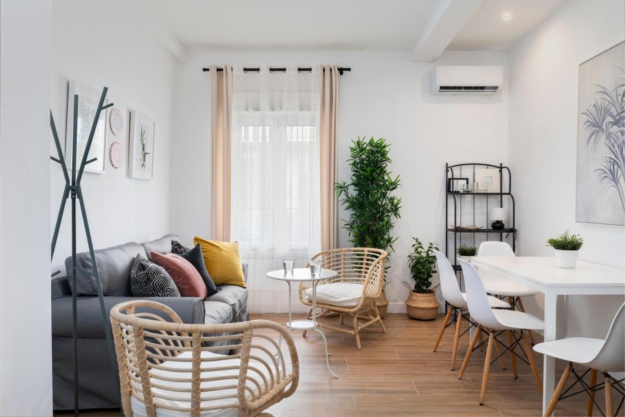 Mino Suite Apartment Sewilla Zewnętrze zdjęcie